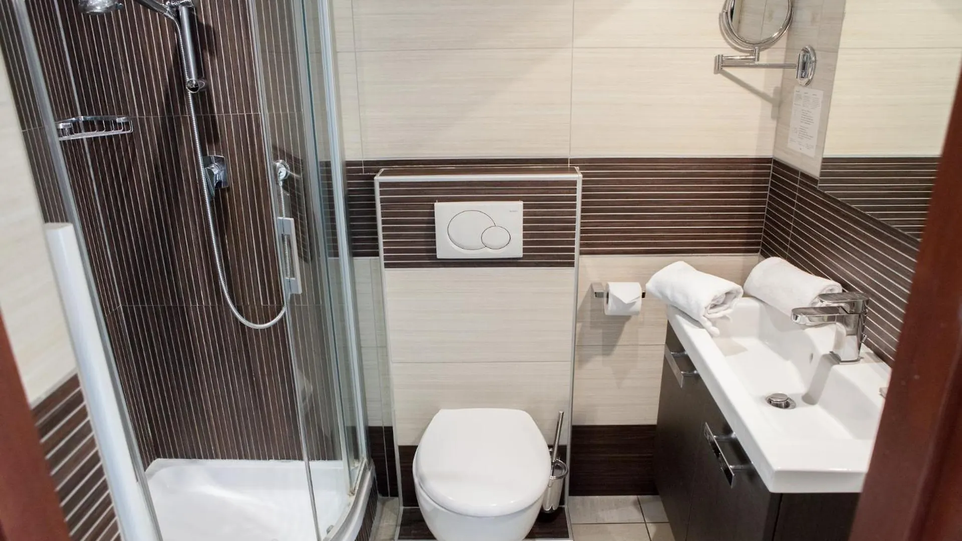 *** شقة فندقية جوان ليه باه Residence Villa D'Elsa فرنسا