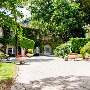 https://le-cedre-de-soyons.hotels-rhonealpes.com