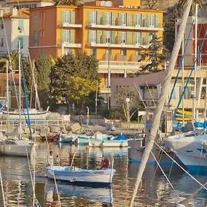 2* Hotell De La Darse